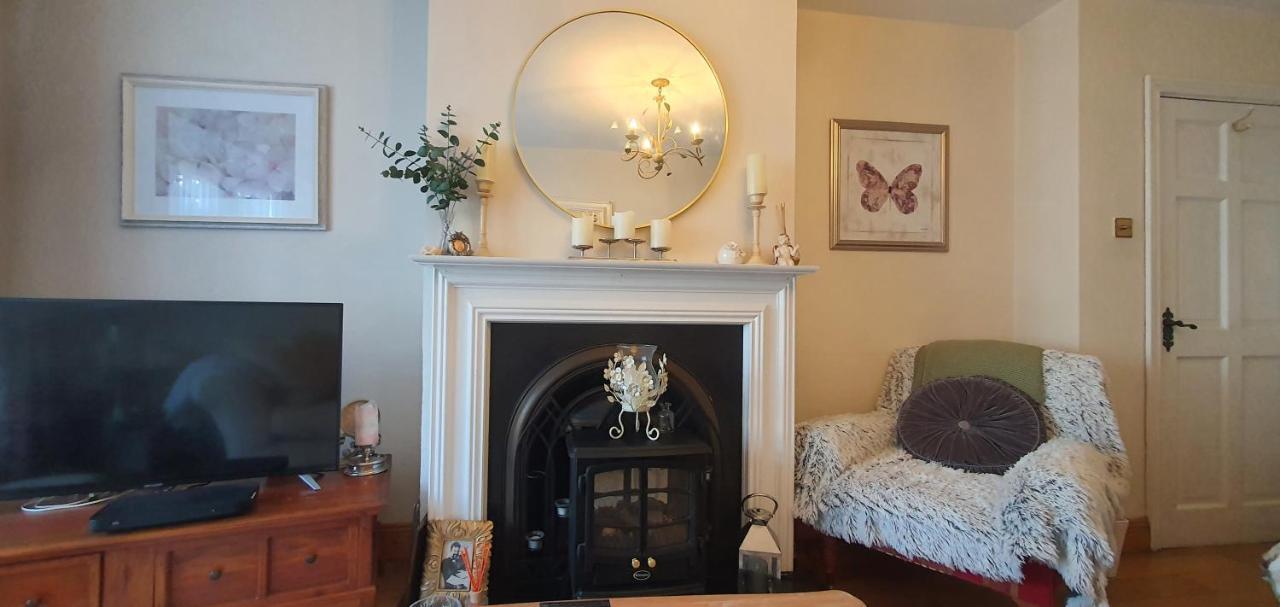 124 ,Castlelawn Heights, Headford Road Galway Homestay Exteriör bild