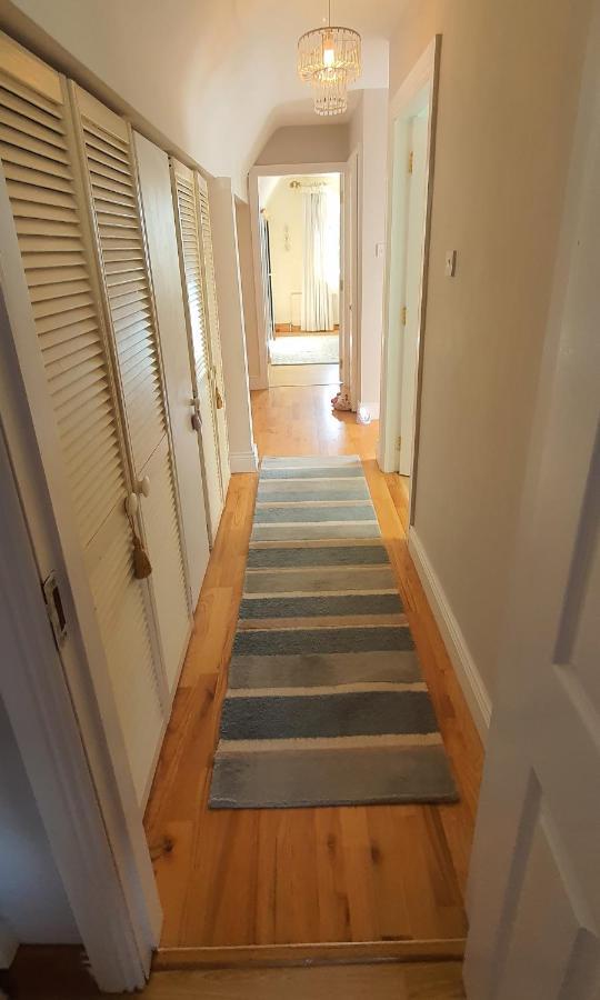 124 ,Castlelawn Heights, Headford Road Galway Homestay Exteriör bild